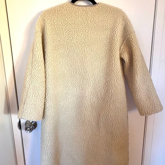 Anthropologie - Oxford Reversible Teddy Coat - Picture 2 of 6